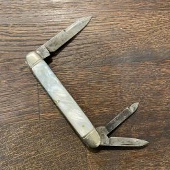 Vintage Empire Winsted 3 1/2" Whittler Carbon Steel Blades, Mother Of Pearl 1856-1930 12 Vintage Empire Winsted 3 1/2" Whittler Carbon Steel Blades, Mother Of Pearl 1856-1930 -Knife shop 06889C8B BF9E 41A3 9292 81487A2BBECE