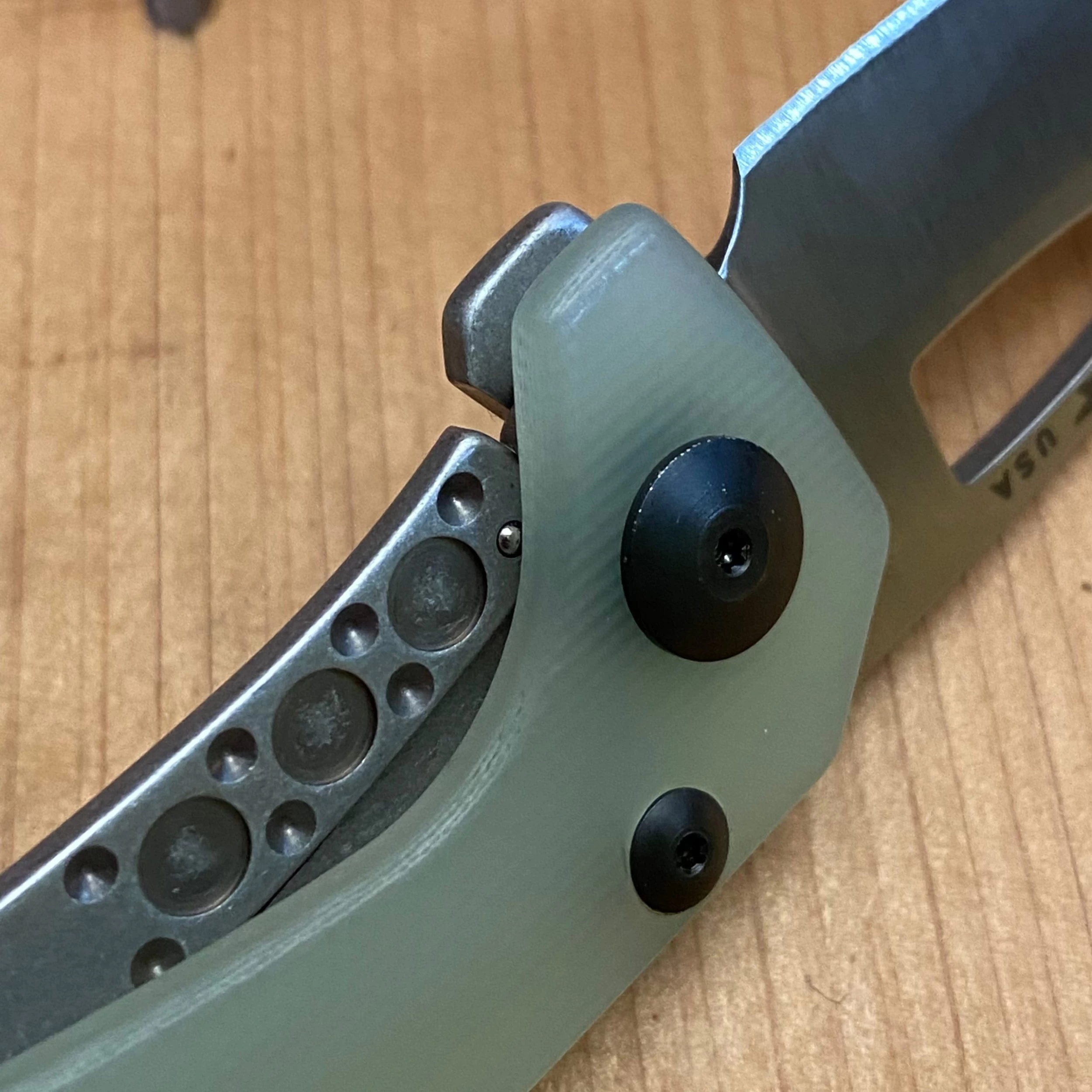 Buck Knives Buck 417 Budgie Frame Lock - Green Natural G10 6 Buck Knives Buck 417 Budgie Frame Lock - Green Natural G10 - Image 4