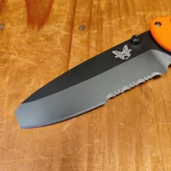 Benchmade 916SBK Triage - Serrated - Blunt Tip - Orange -Knife shop 1655314321750