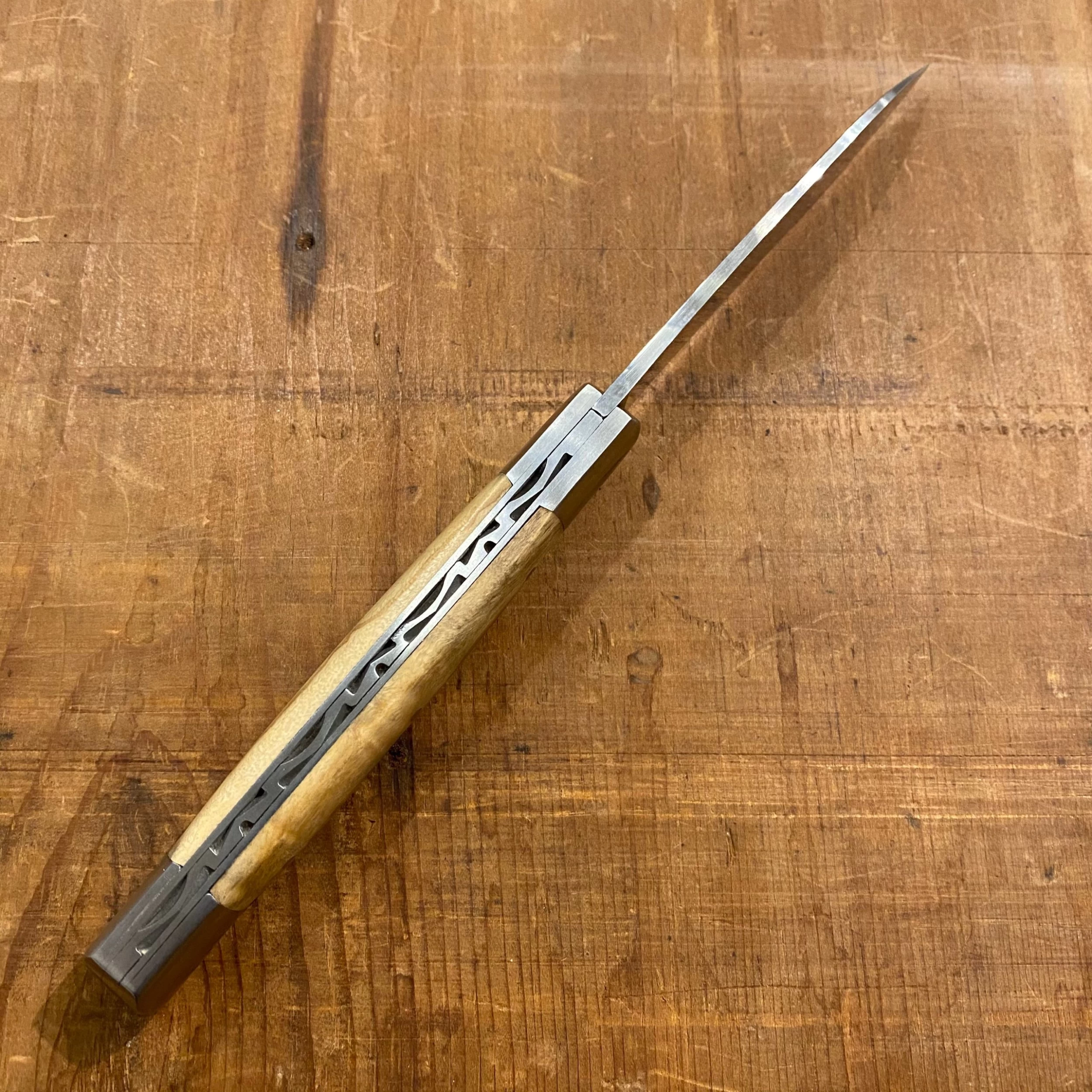 Fontenille Pataud Roquefort 11.5cm Pocket Knife Olive 5 Fontenille Pataud Roquefort 11.5cm Pocket Knife Olive - Image 3