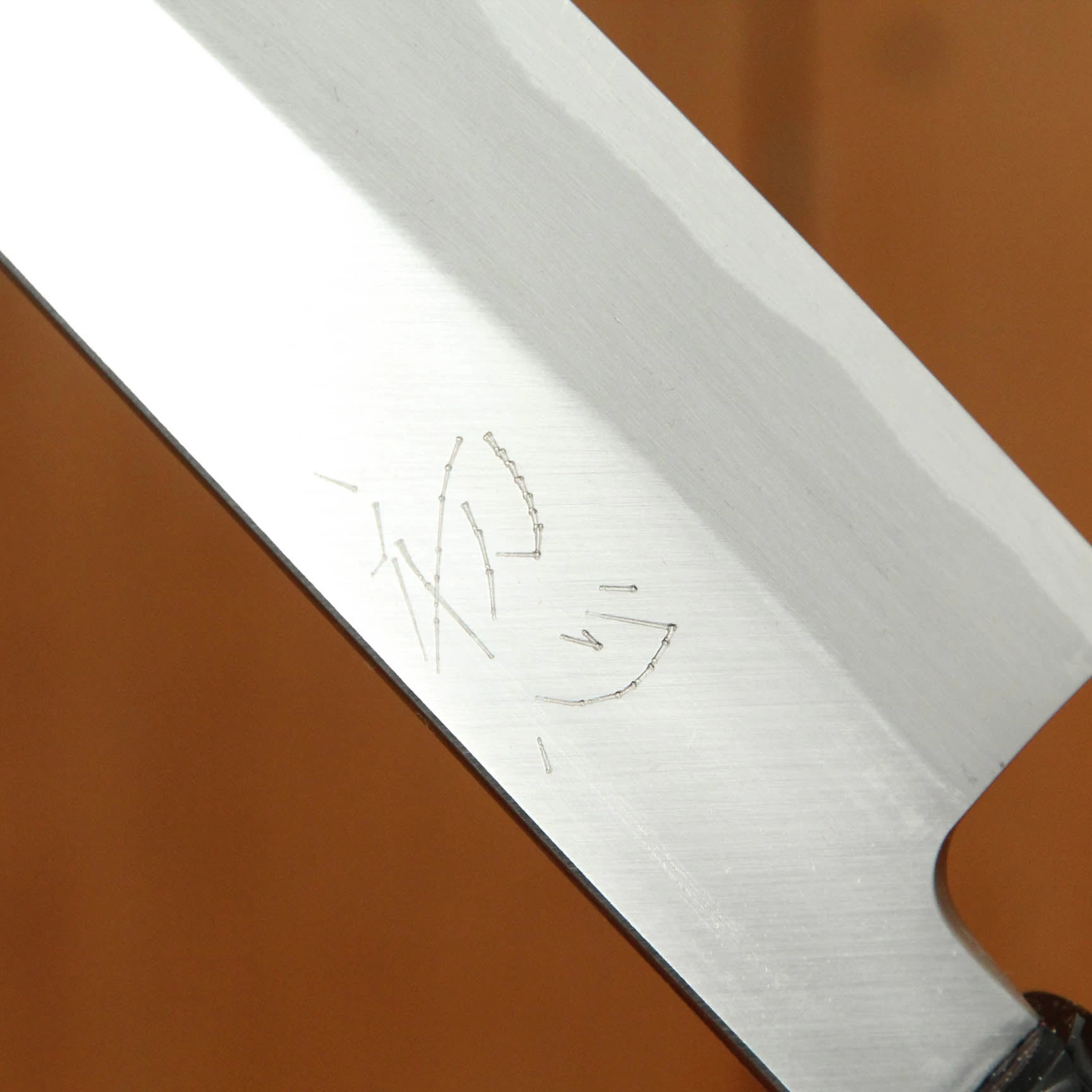 Hatsukokoro Shirasagi 180mm Kiritsuke Gyuto Single Bevel Shirogami 2 Angled Wenge 8 Hatsukokoro Shirasagi 180mm Kiritsuke Gyuto Single Bevel Shirogami 2 Angled Wenge - Image 6