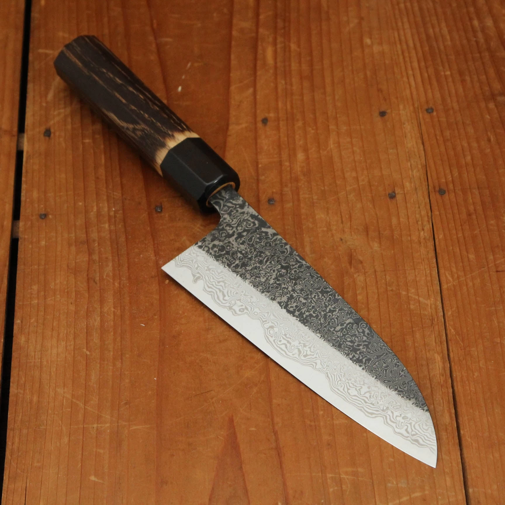 Yoshikane Hamono 165mm Santoku SLD Damascus Kurouchi Burnt Chestnut Handle 3 Yoshikane Hamono 165mm Santoku SLD Damascus Kurouchi Burnt Chestnut Handle
