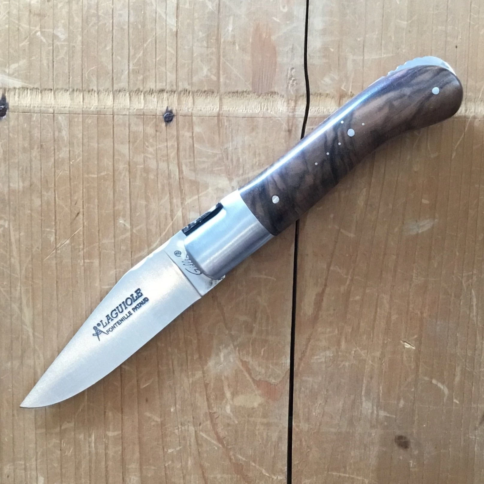 Fontenille Pataud Laguiole Gentleman 10.5cm Pocket Knife Walnut Lockback 3 Fontenille Pataud Laguiole Gentleman 10.5cm Pocket Knife Walnut Lockback