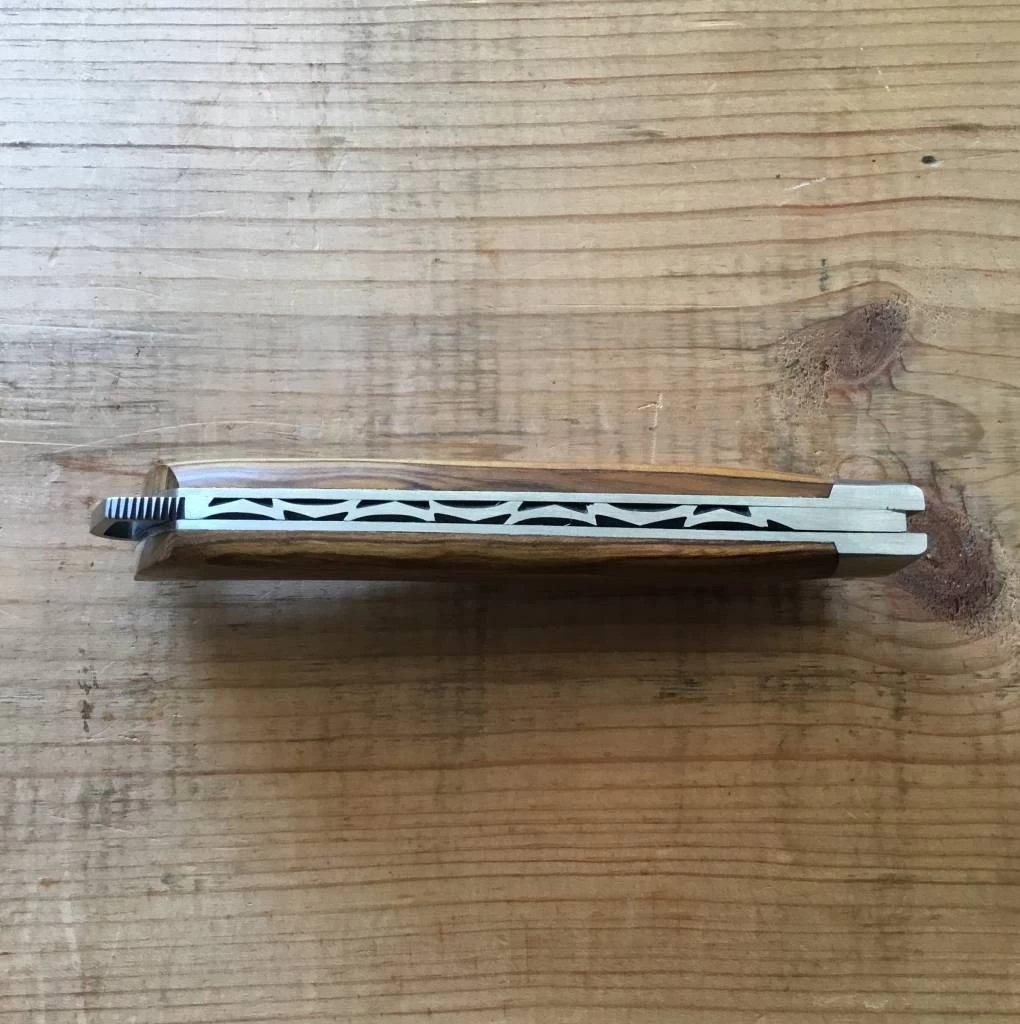 Fontenille Pataud Saint Bernard 11cm Pocket Knife Pistachio Lockback 6 Fontenille Pataud Saint Bernard 11cm Pocket Knife Pistachio Lockback - Image 4