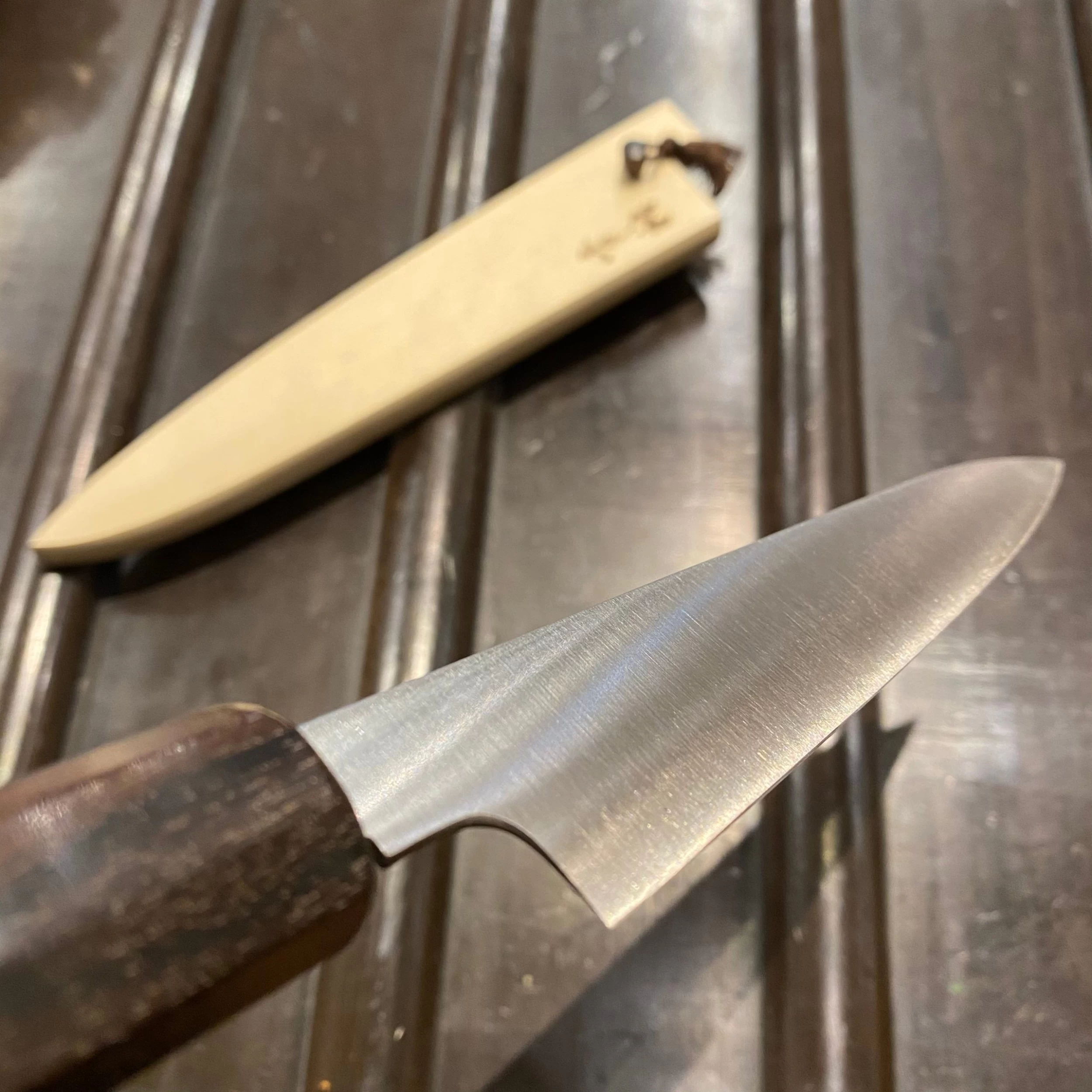 Konosuke Sakai HD2 150mm Wa Petty Oct Ho W Ebony Ferrule With Saya 4 Konosuke Sakai HD2 150mm Wa Petty Oct Ho W Ebony Ferrule With Saya - Image 2