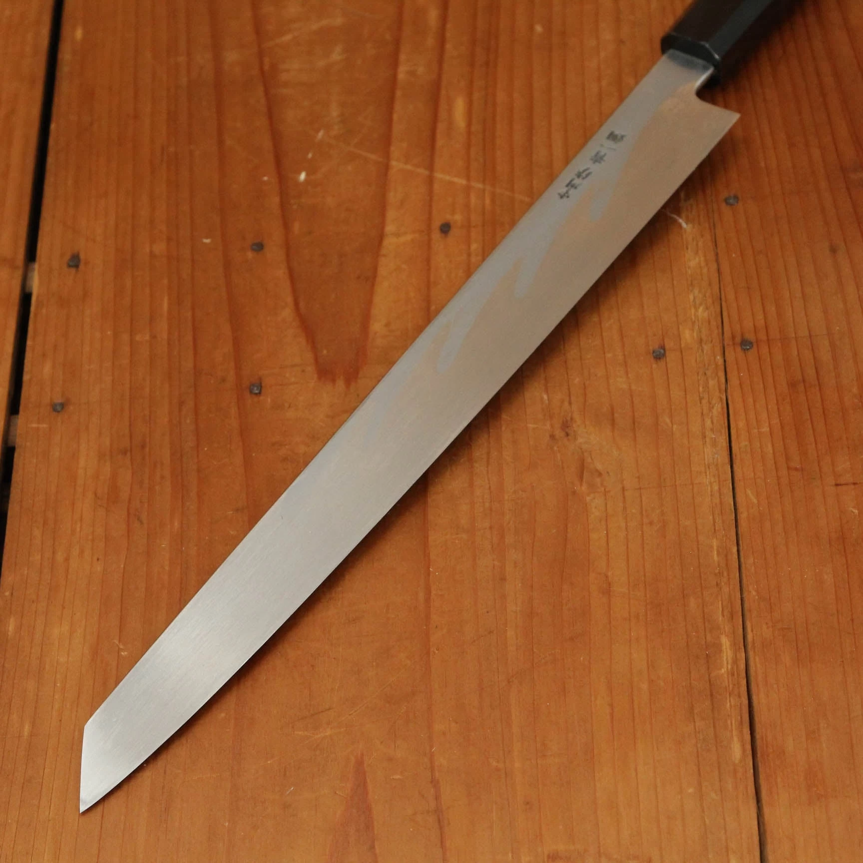 Hatsukokuro Nakagawa 300mm Kiritsuke Yanagi Aogami 1 Damascus Black Buffalo Horn 5 Hatsukokuro Nakagawa 300mm Kiritsuke Yanagi Aogami 1 Damascus Black Buffalo Horn - Image 3