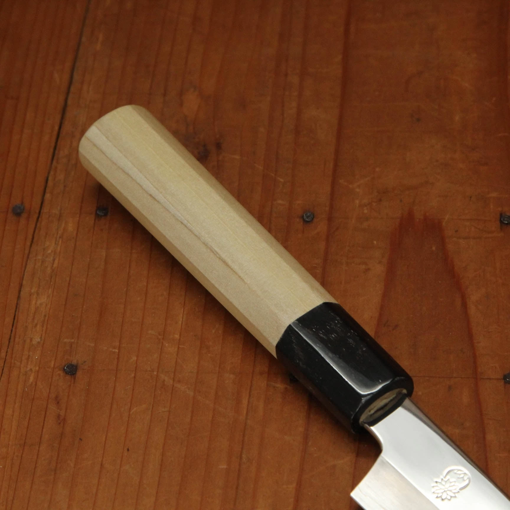 Sakai Kikumori Choyo 150mm Petty Ginsanko With Saya 5 Sakai Kikumori Choyo 150mm Petty Ginsanko With Saya - Image 3