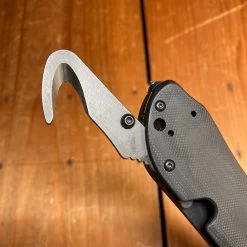 Benchmade 917SBK Tactical Triage - Serrated -Knife shop 80660E6E DA46 42FE B5DD 2FD5B9210476