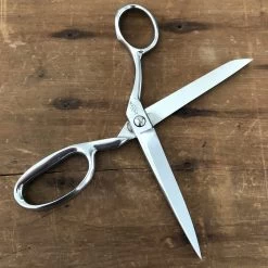 Ernest Wright 8.25" Dressmaker Shears - Carbon Steel 17 Ernest Wright 8.25" Dressmaker Shears - Carbon Steel -Knife shop 825 dressmaker shears carbon steel open
