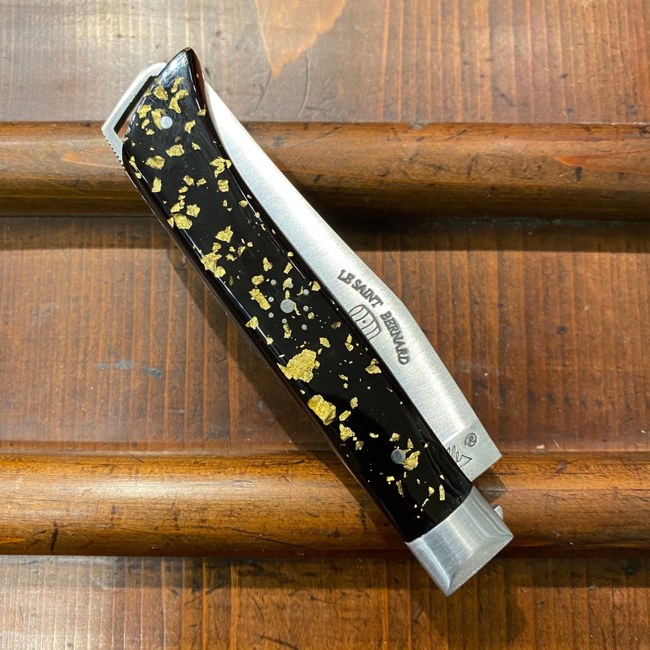 Fontenille Pataud Saint Bernard 11cm Pocket Knife Feuille D'Or Lockback 9 Fontenille Pataud Saint Bernard 11cm Pocket Knife Feuille D'Or Lockback - Image 7