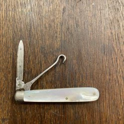 Vintage Hibbard Spencer & Bartlett 2 5/8" Pen Knife W Button Hook MOP 1855- 1960 (1920's Or Older?)
