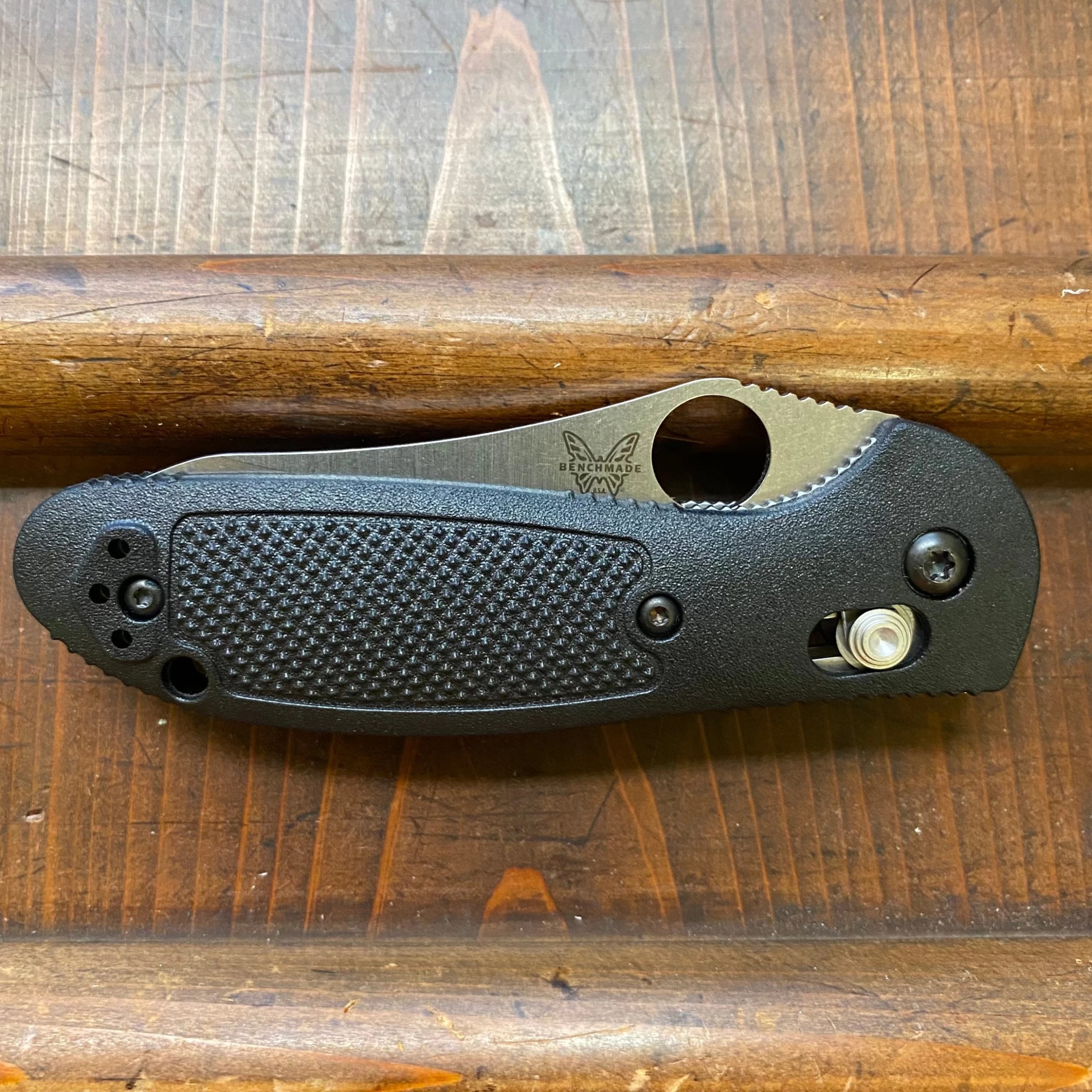 Benchmade 555-S30V Mini Griptilian - Black 6 Benchmade 555-S30V Mini Griptilian - Black - Image 4