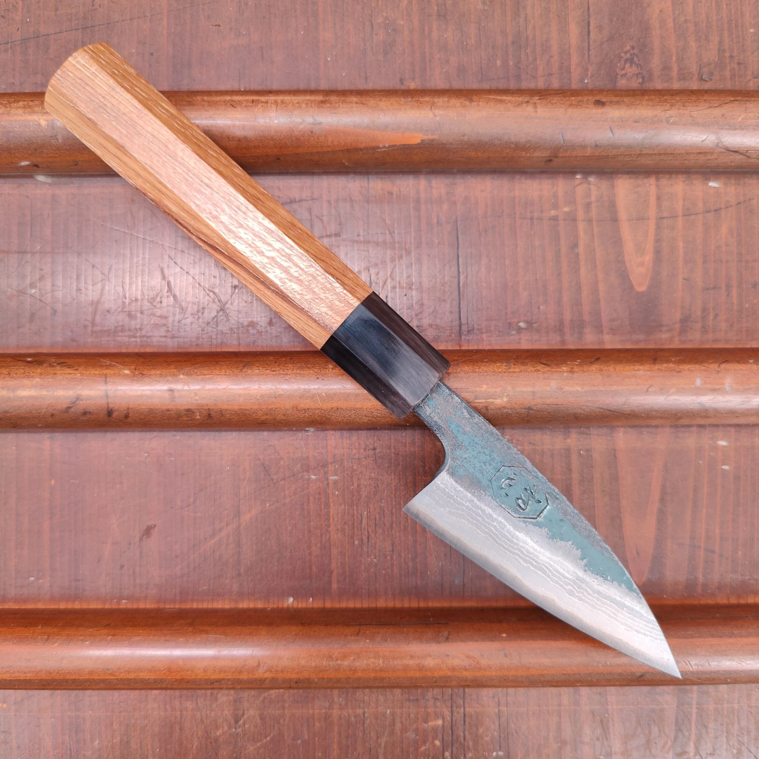 Kumokage 80mm Petty Aogami 2 Kurouchi Carbon Damascus Teak Horn 3 Kumokage 80mm Petty Aogami 2 Kurouchi Carbon Damascus Teak Horn