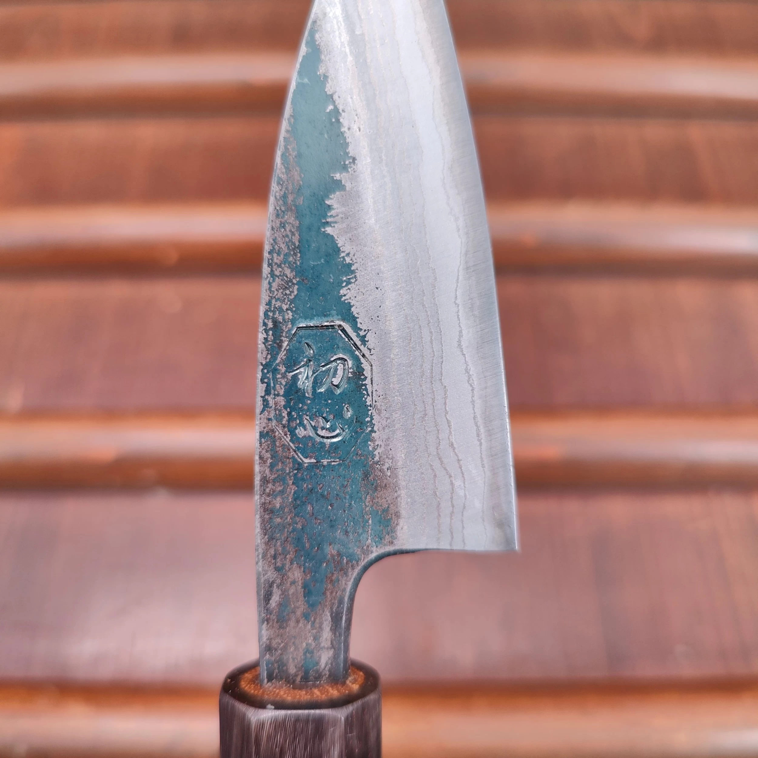 Kumokage 80mm Petty Aogami 2 Kurouchi Carbon Damascus Teak Horn 8 Kumokage 80mm Petty Aogami 2 Kurouchi Carbon Damascus Teak Horn - Image 6