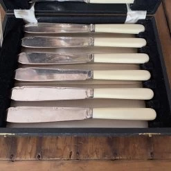 Vintage Fish Forks & Knives Silverplate & Celluloid -English 1930's? -Knife shop a6fb3471 ec64 4da6 acf2 d02ff00dd824