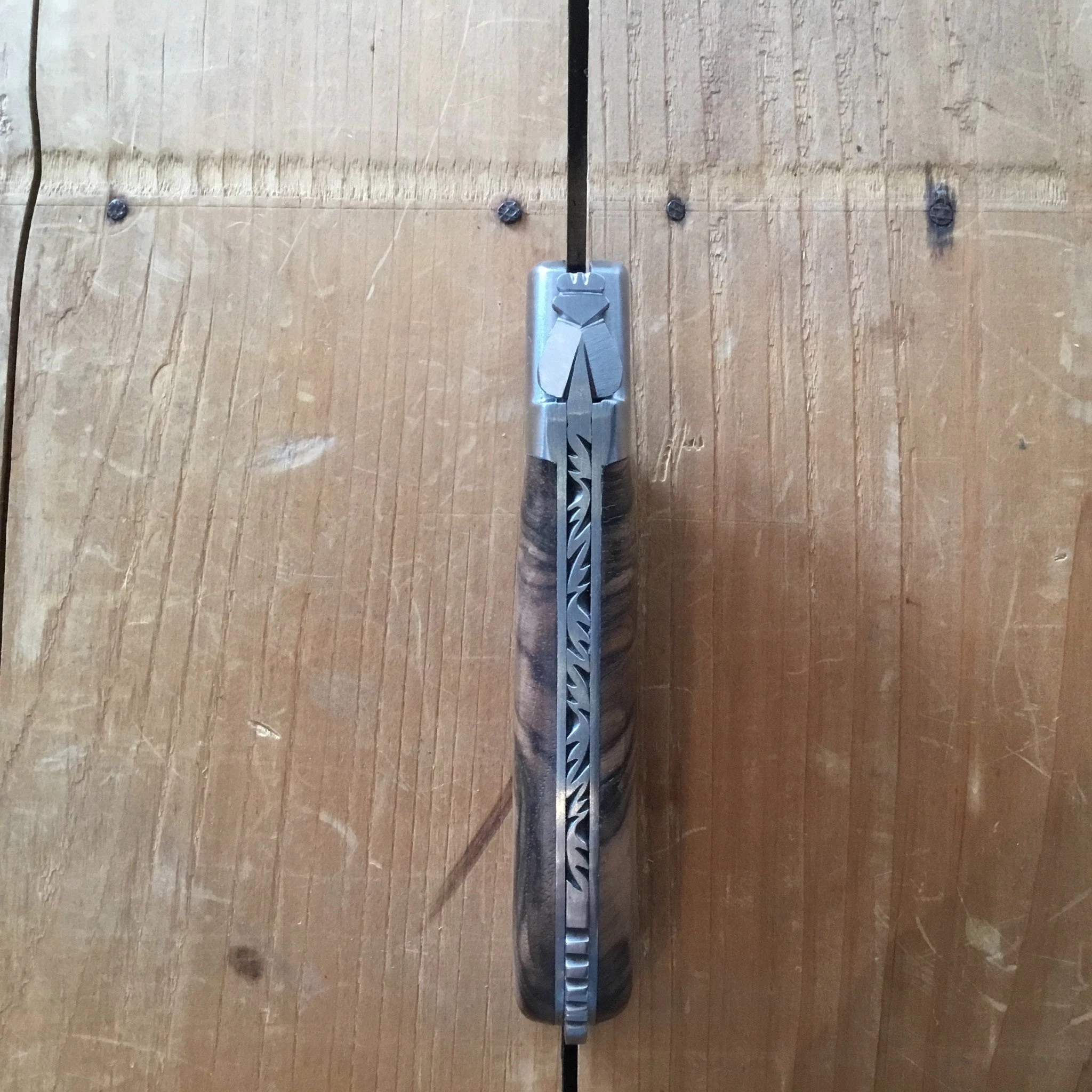 Fontenille Pataud Laguiole Gentleman 10.5cm Pocket Knife Walnut Lockback 5 Fontenille Pataud Laguiole Gentleman 10.5cm Pocket Knife Walnut Lockback - Image 3