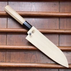 Sakai Kikumori Kikuzuki Uzu 180mm Santoku Aogami 1 With Saya 19 Sakai Kikumori Kikuzuki Uzu 180mm Santoku Aogami 1 With Saya -Knife shop image 0e01b686 5d18 4643 9462 4fead9481480