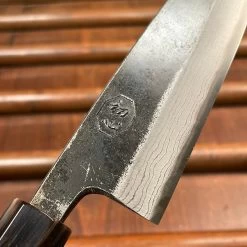 Kumokage 150mm Petty Aogami 2 Kurouchi Carbon Damascus Teak Horn 13 Kumokage 150mm Petty Aogami 2 Kurouchi Carbon Damascus Teak Horn -Knife shop image 1d0f5bdb 48fe 4453 b062 ee14ad75433c