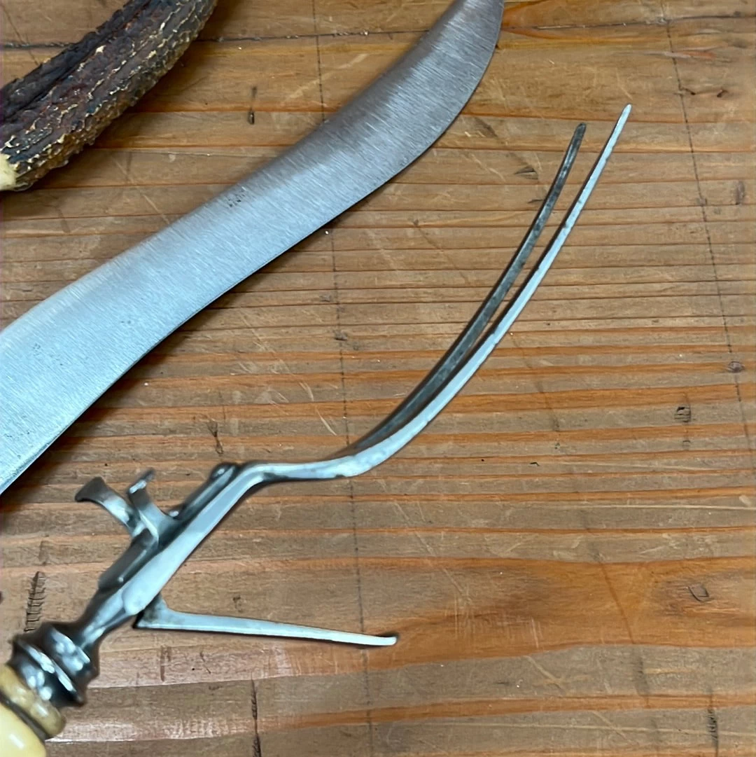 Vintage A J Jordan Carving Set AAA1 Sheffield England Curved Blade Horn Tip Handles 1880's-1920's 10 Vintage A J Jordan Carving Set AAA1 Sheffield England Curved Blade Horn Tip Handles 1880's-1920's - Image 8