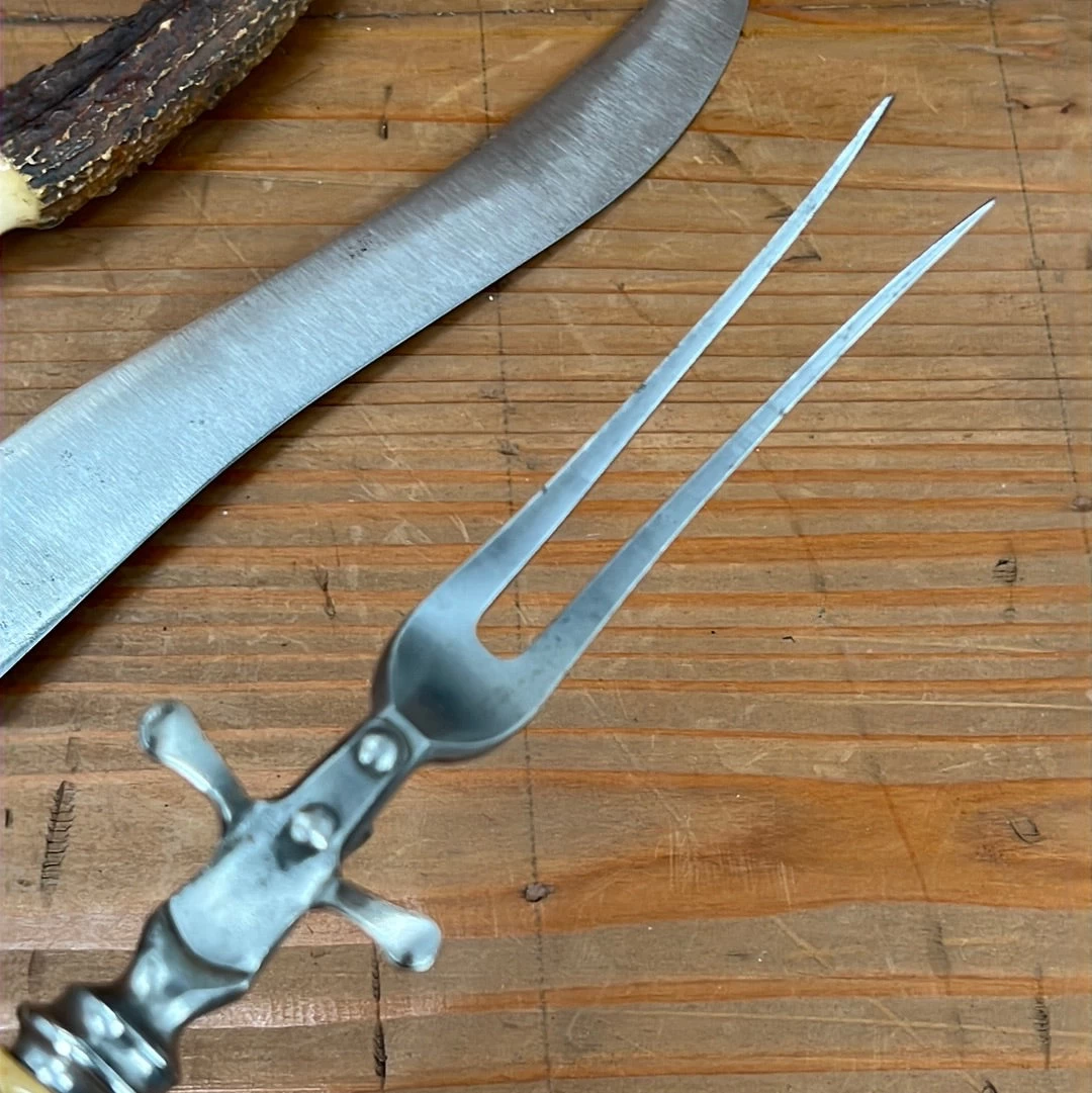 Vintage A J Jordan Carving Set AAA1 Sheffield England Curved Blade Horn Tip Handles 1880's-1920's 9 Vintage A J Jordan Carving Set AAA1 Sheffield England Curved Blade Horn Tip Handles 1880's-1920's - Image 7