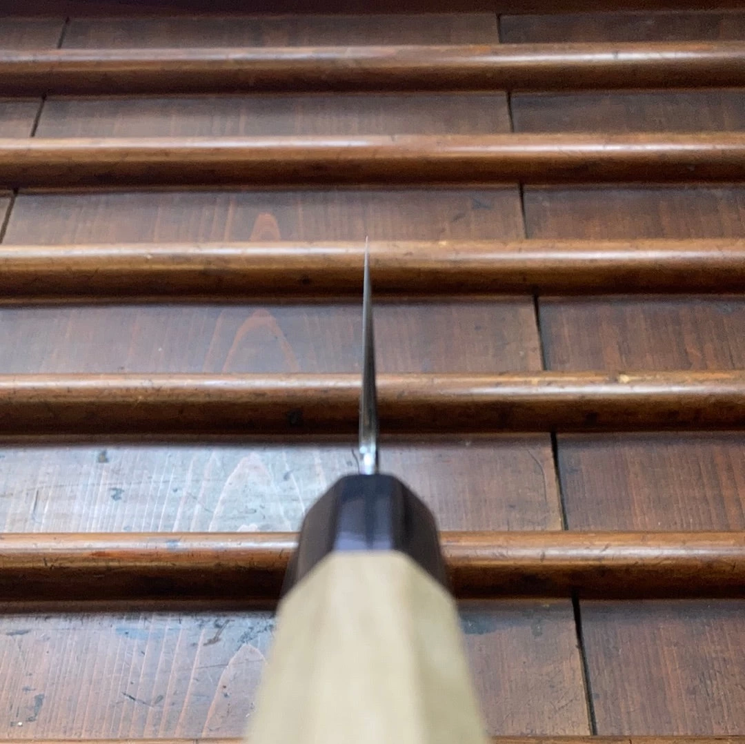 Sakai Kikumori Kikuzuki Uzu 180mm Santoku Aogami 1 With Saya 9 Sakai Kikumori Kikuzuki Uzu 180mm Santoku Aogami 1 With Saya - Image 7