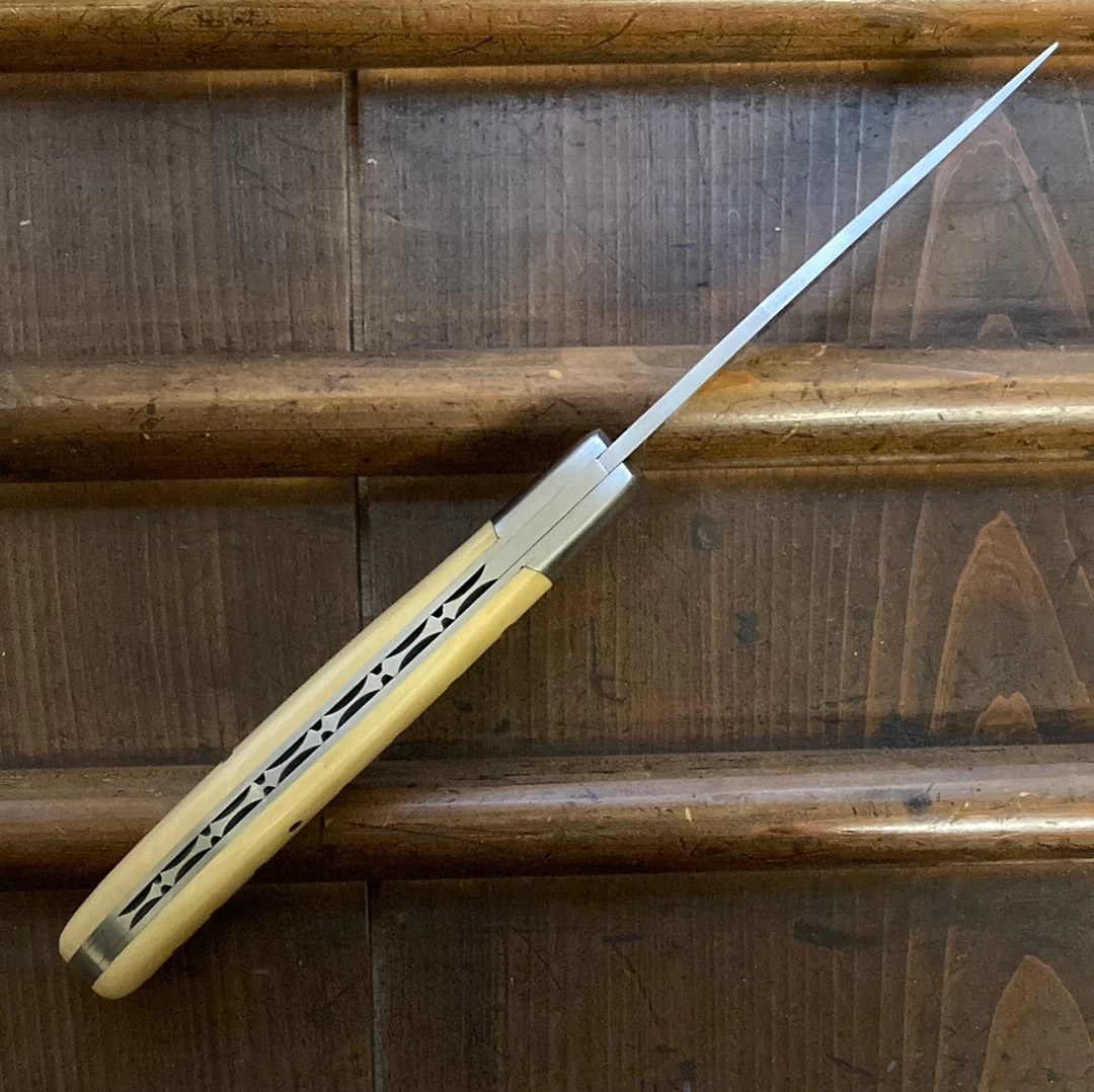 Fontenille Pataud Basque 12cm Pocket Knife Boxwood 5 Fontenille Pataud Basque 12cm Pocket Knife Boxwood - Image 3