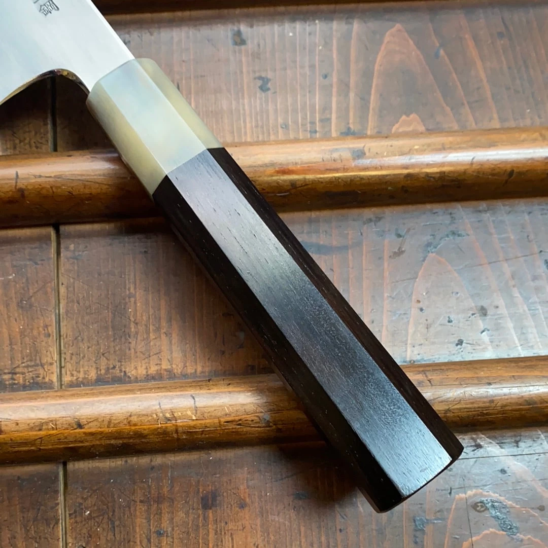 Hitohira Togashi 180mm Santoku Kasumi Stainless Clad Shirogami 1 Ebony Blonde Handle 9 Hitohira Togashi 180mm Santoku Kasumi Stainless Clad Shirogami 1 Ebony Blonde Handle - Image 7