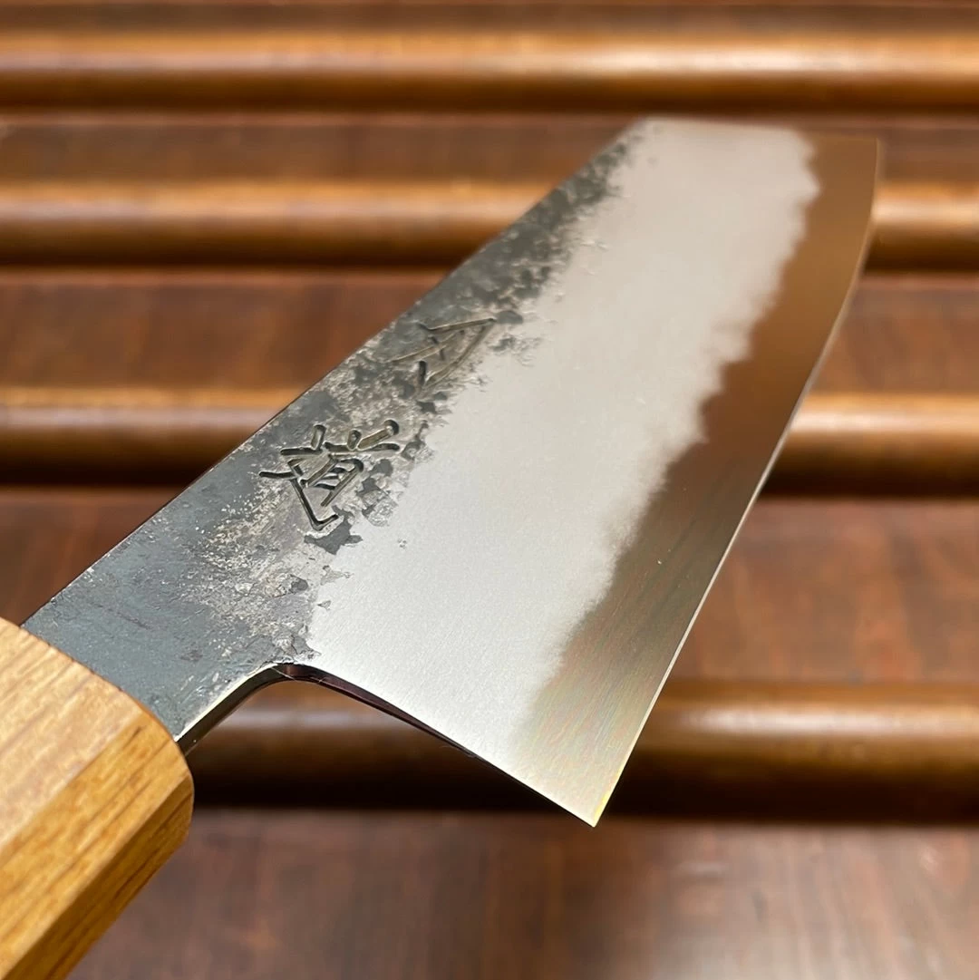 Hado Sumi 135mm Ko-Bunka Shirogami 2 Kurouchi Finish Burnt Oak 7 Hado Sumi 135mm Ko-Bunka Shirogami 2 Kurouchi Finish Burnt Oak - Image 5