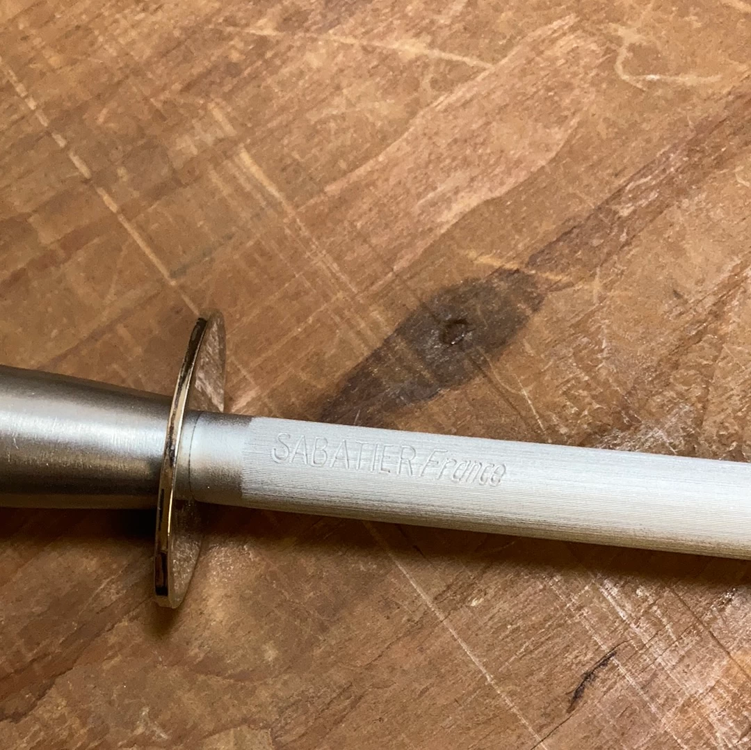 K Sabatier Authentique 8" Honing/Sharpening Steel Olive Handle 6 K Sabatier Authentique 8" Honing/Sharpening Steel Olive Handle - Image 4