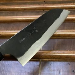 Kaji-bei 165mm Santoku Iron Clad Aogami 2 Suminagashi Kurouchi Buffalo Horn Ring -Knife shop image b268668f 5bdb 49a3 bd03 619b6fea365e