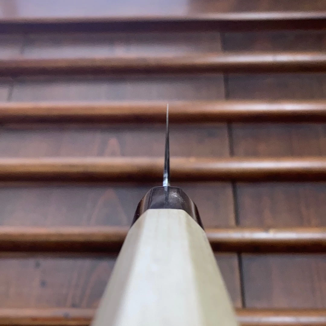 Sakai Kikumori Kikuzuki Uzu 240mm Kiritsuke Gyuto Aogami 1 With Saya 10 Sakai Kikumori Kikuzuki Uzu 240mm Kiritsuke Gyuto Aogami 1 With Saya - Image 8