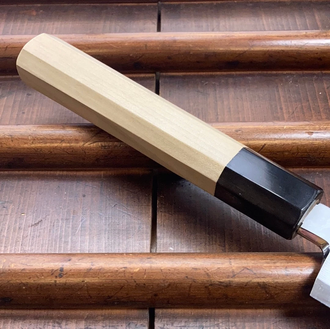 Sakai Kikumori Kikuzuki Uzu 300mm Kiritsuke Yanagi Aogami 1 With Saya 6 Sakai Kikumori Kikuzuki Uzu 300mm Kiritsuke Yanagi Aogami 1 With Saya - Image 4