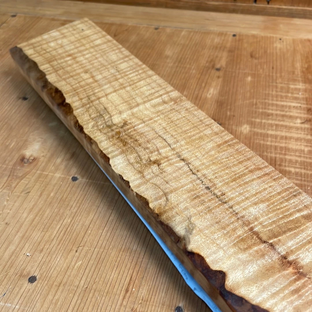 Knife En Place Harmony Select Large Spalted Curly Maple With Translucent Gray Epoxy Magnetic Knife Holder 5 Knife En Place Harmony Select Large Spalted Curly Maple With Translucent Gray Epoxy Magnetic Knife Holder - Image 3