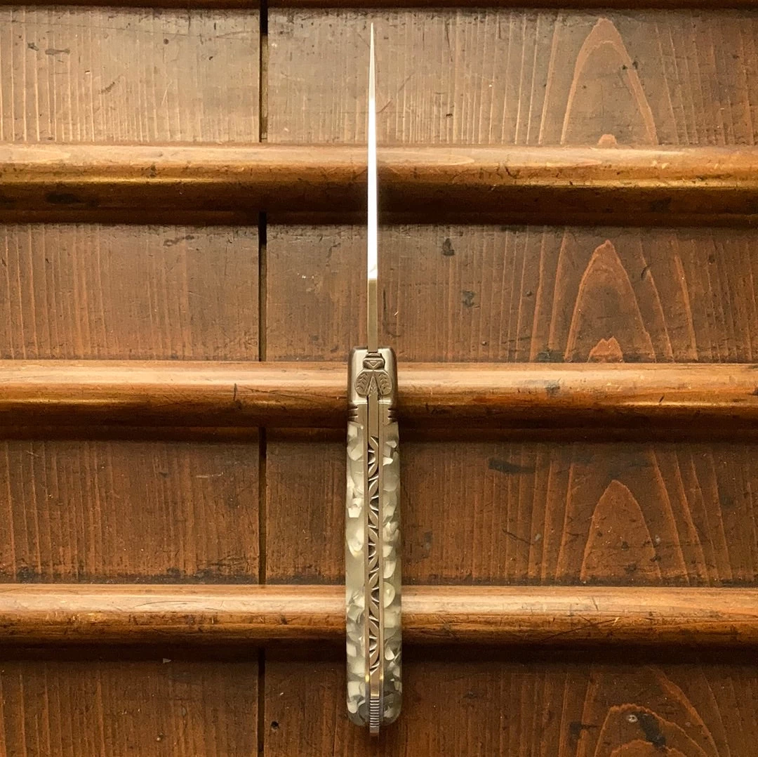 Fontenille Pataud Laguiole Nature 12cm Pocket Knife Phosphorescent Lockback 6 Fontenille Pataud Laguiole Nature 12cm Pocket Knife Phosphorescent Lockback - Image 4