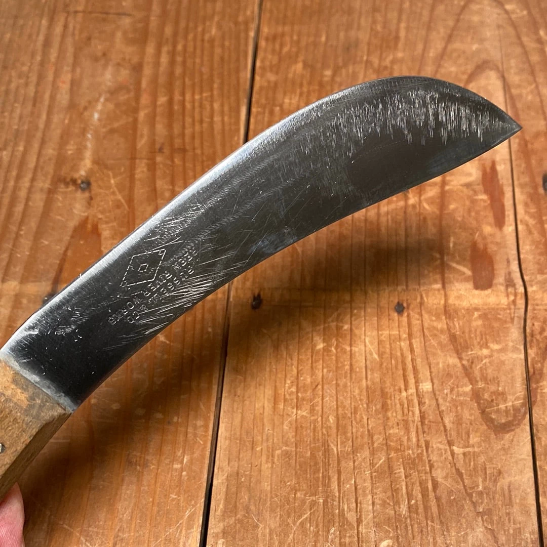 Vintage J Russell Green River Works 6” Skinning Knife Carbon 1920’s 12 Vintage J Russell Green River Works 6” Skinning Knife Carbon 1920’s - Image 10